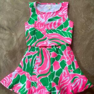 Lilly Pulitzer two-piece set. Size XS. 91% polyester, 9% spandex.